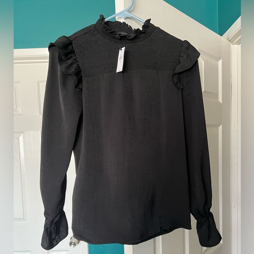Banana Republic Ruffled Smock Neck Blouse